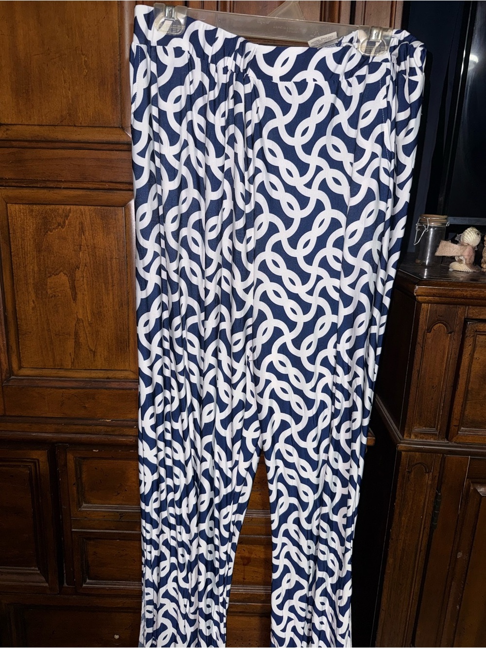 Charlie Paige Navy & White Interlocking Chain-Print Wide-Leg Pants